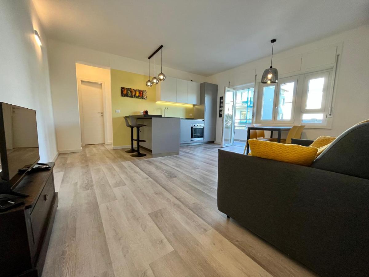 Condominio Martini Grado Esterno foto