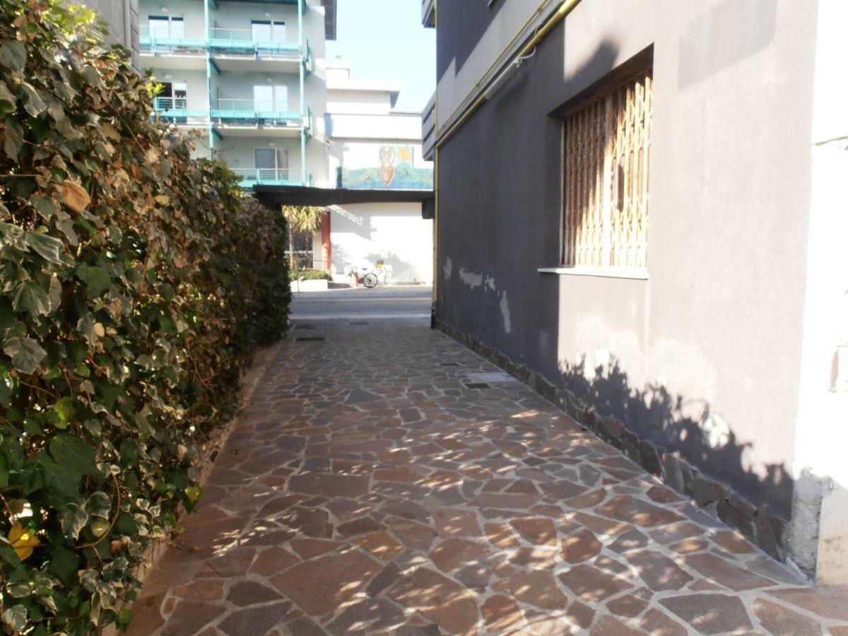 Condominio Martini Grado Esterno foto